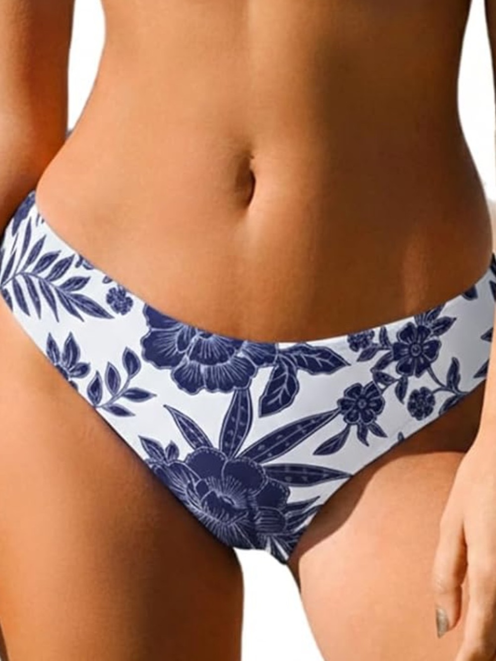 Cupshe Floral Print Triangle Bikini Bottoms - Blue/White